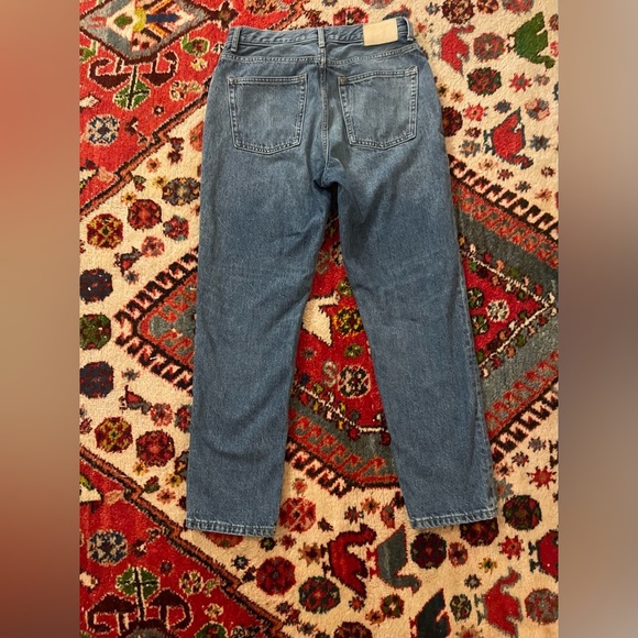 Everlane The 90s Cheeky Jean - Picture 4 of 10